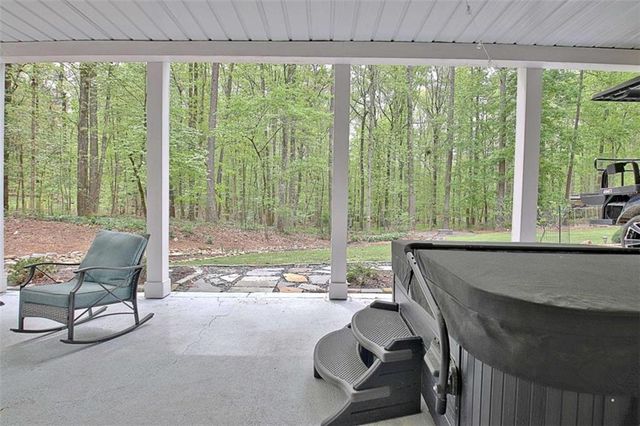205 Woodcreek Lane, Fayetteville, GA 30215