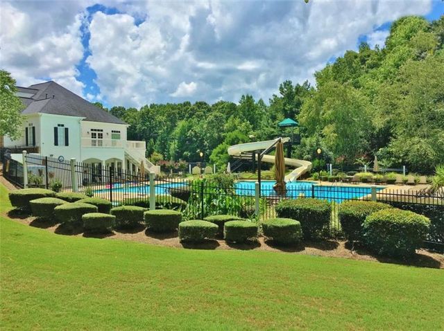 205 Woodcreek Lane, Fayetteville, GA 30215