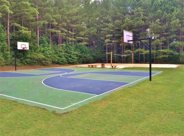 205 Woodcreek Lane, Fayetteville, GA 30215