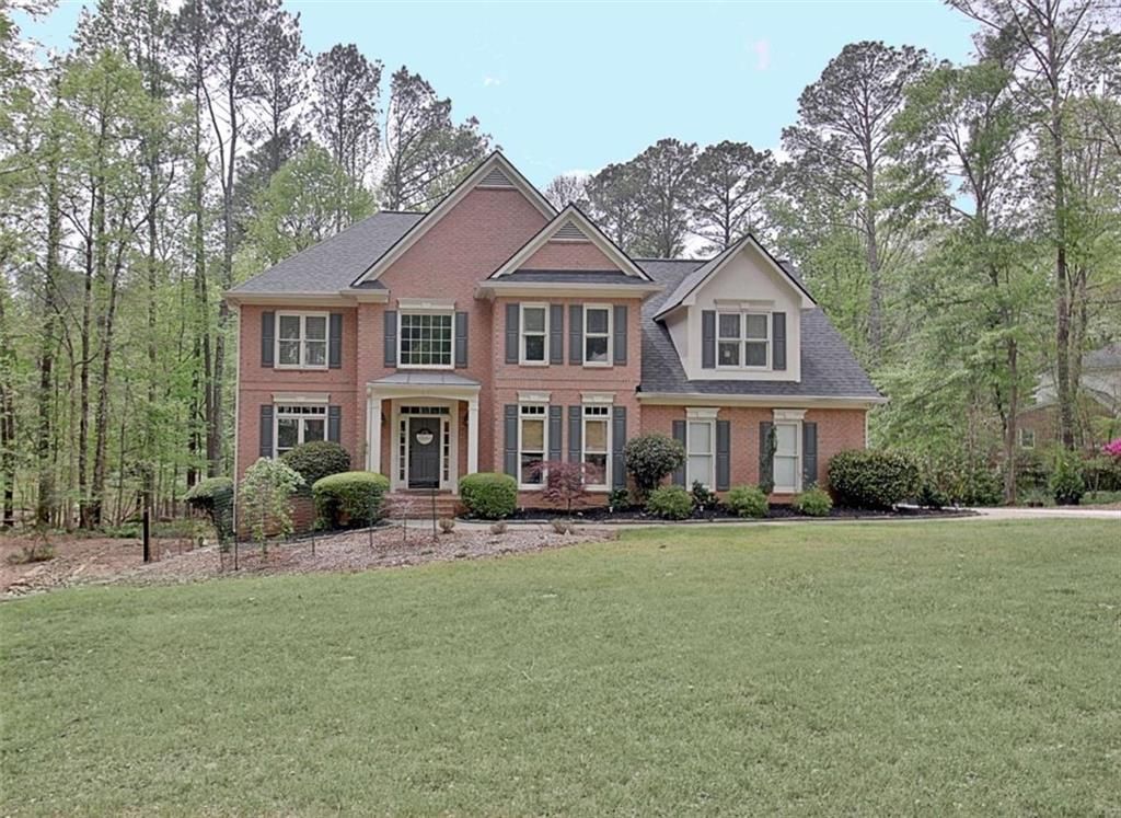 205 Woodcreek Lane, Fayetteville, GA 30215