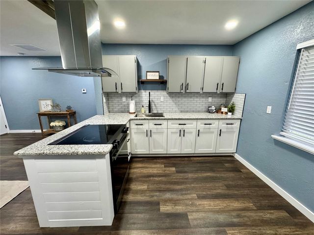 2801 SE 28TH ROAD, Ocala, FL 34471