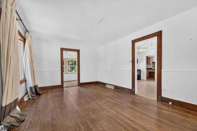 156 Rockaway Rd, Tewksbury Twp., NJ 08833