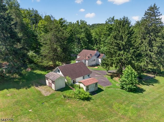 156 Rockaway Rd, Tewksbury Twp., NJ 08833
