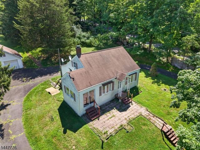 156 Rockaway Rd, Tewksbury Twp., NJ 08833