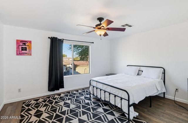 220 W BEECHNUT Place, Chandler, AZ 85248