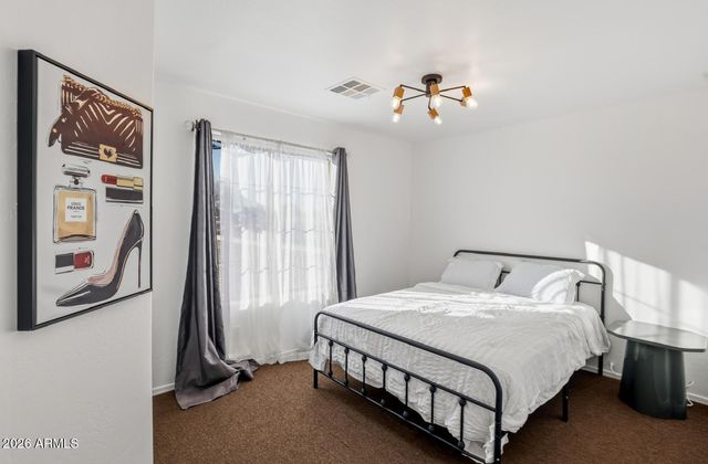 220 W BEECHNUT Place, Chandler, AZ 85248