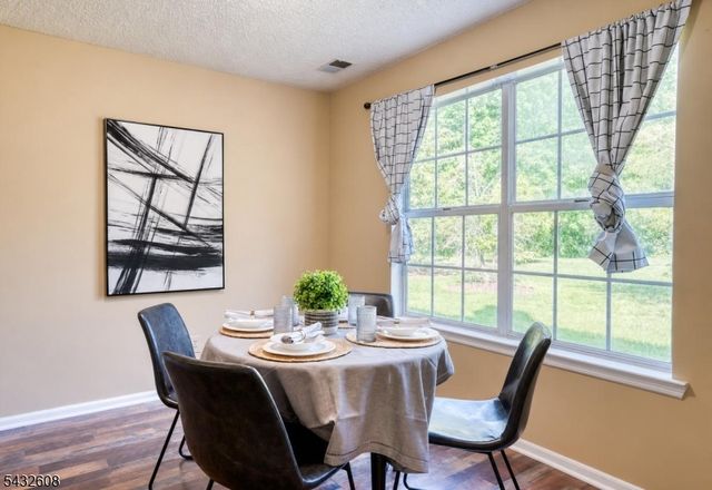9 Tanglewood Ct 1, South Brunswick Twp., NJ 08852