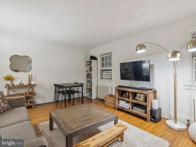 2113 KEITH RD, Abington, PA 19001