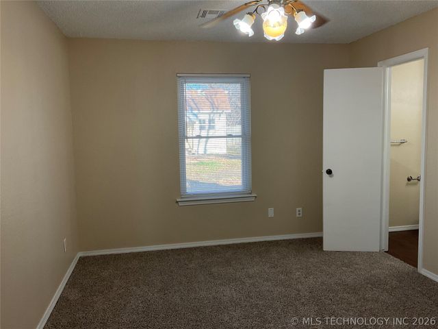 8709 E 135th Street S, Bixby, OK 74008