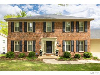 668 Clear Brook Drive, Des Peres, MO 63122