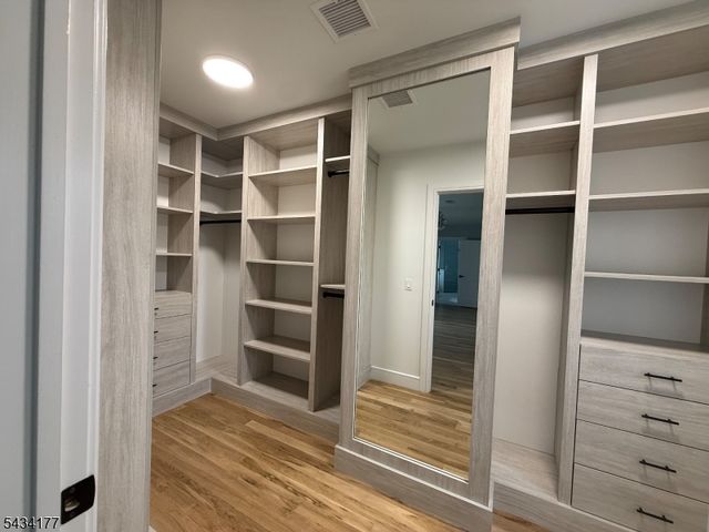 26 Urban Pl, Fair Lawn Boro, NJ 07410