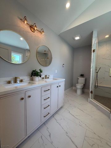 26 Urban Pl, Fair Lawn Boro, NJ 07410