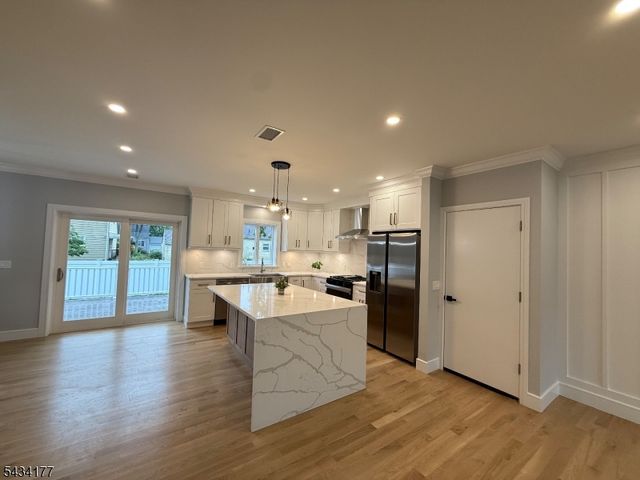 26 Urban Pl, Fair Lawn Boro, NJ 07410