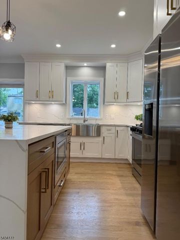 26 Urban Pl, Fair Lawn Boro, NJ 07410