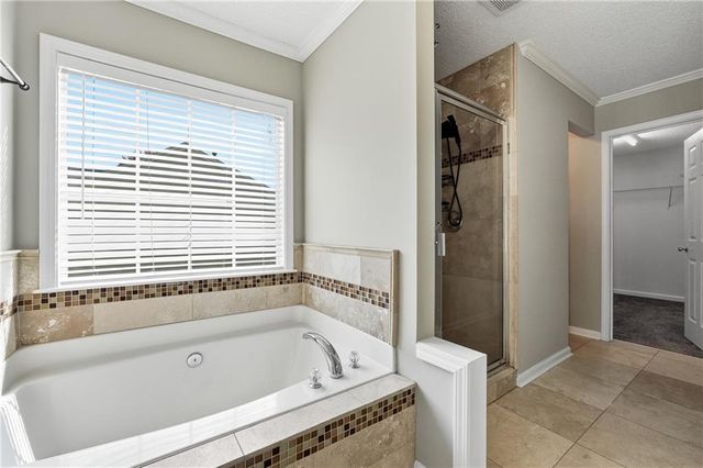 186 Wallnut Hall Circle, Woodstock, GA 30189