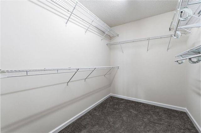 186 Wallnut Hall Circle, Woodstock, GA 30189