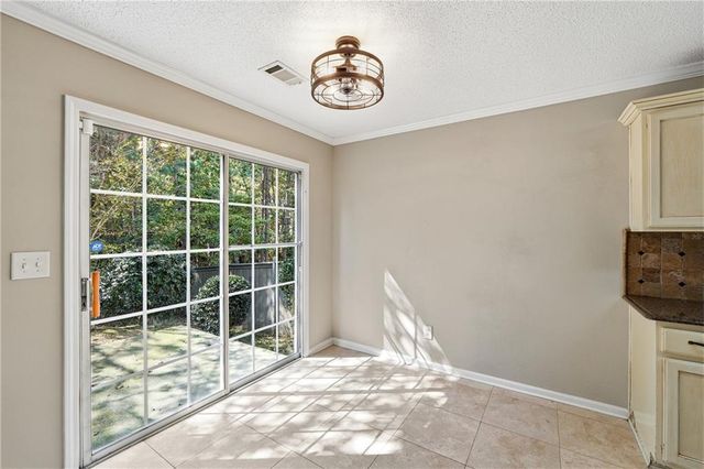 186 Wallnut Hall Circle, Woodstock, GA 30189