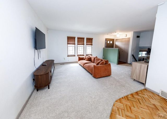 7 Briargate Terrace, Pueblo, CO 81001