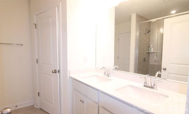 1075 South Point Road, Belmont, NC 28012