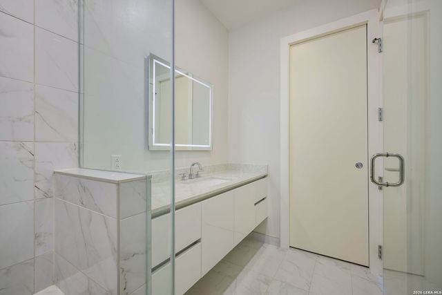 123 Lexington Ave Apt 1205, San Antonio, TX 78205