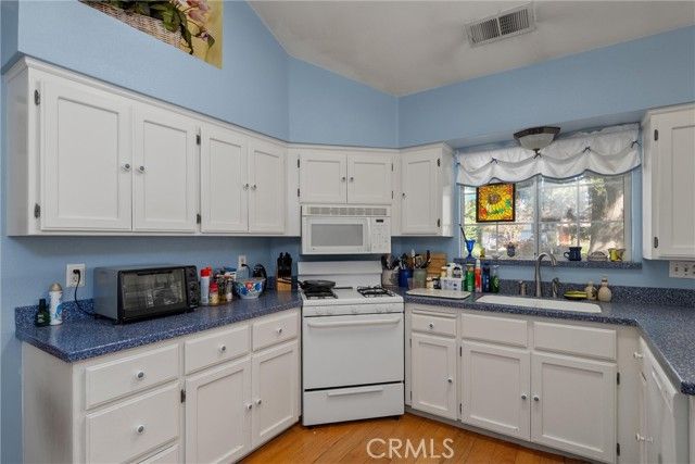 23 Carriage, Chico, CA 95926