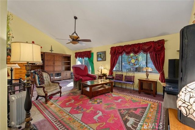 23 Carriage, Chico, CA 95926