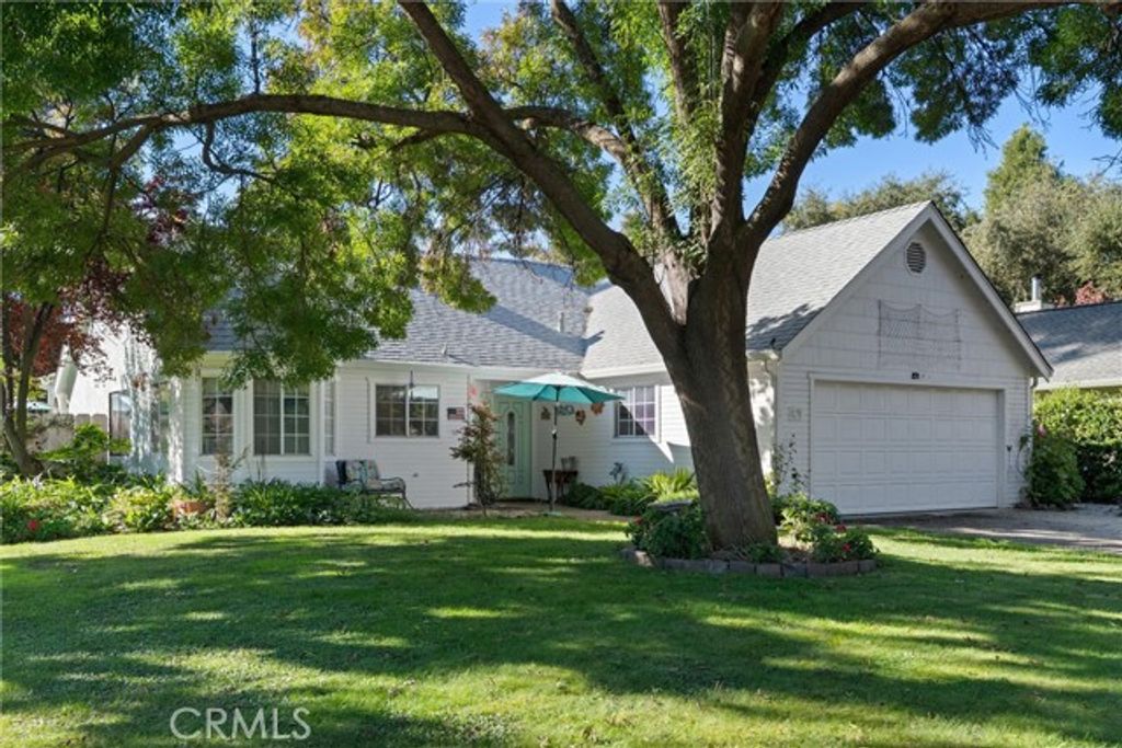 23 Carriage, Chico, CA 95926