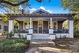 1001 Maupas Avenue, Savannah, GA 31401