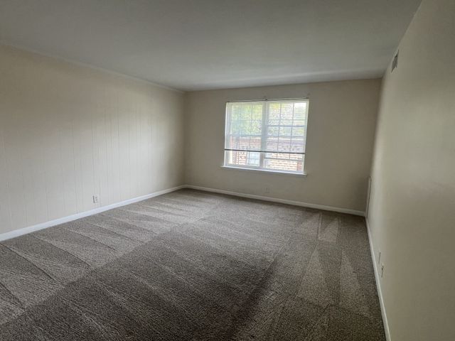 441 Harding Pl Apt B20, Nashville, TN 37211
