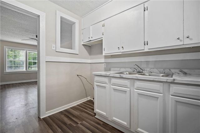 5015 Santos Drive W, Mobile, AL 36619