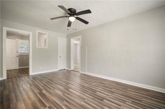 5015 Santos Drive W, Mobile, AL 36619