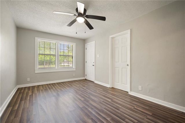 5015 Santos Drive W, Mobile, AL 36619