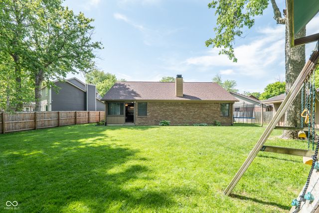 3304 Fox Orchard Circle, Indianapolis, IN 46214