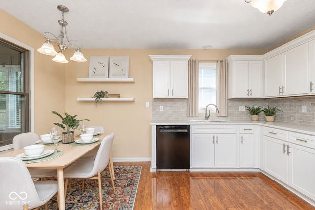 3304 Fox Orchard Circle, Indianapolis, IN 46214