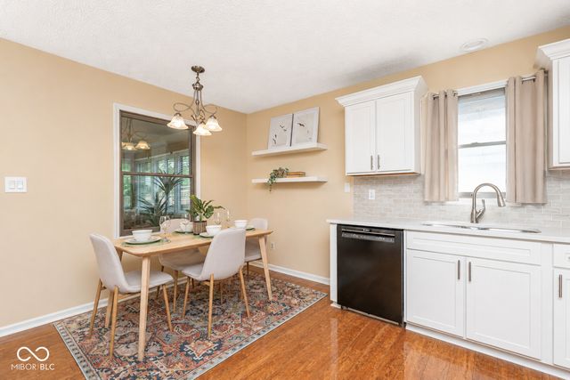 3304 Fox Orchard Circle, Indianapolis, IN 46214