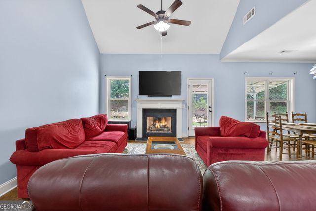 125 Ashby Drive, Jackson, GA 30233