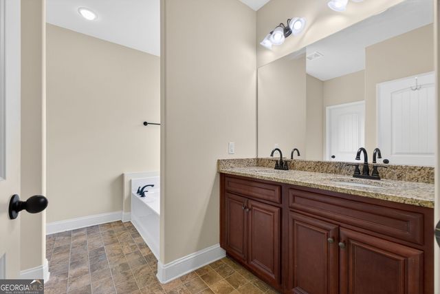 125 Ashby Drive, Jackson, GA 30233