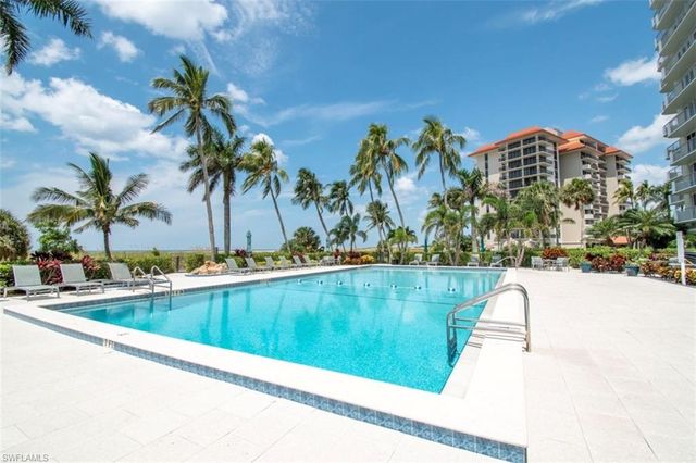 140 Seaview CT # 304S, Marco Island, FL 34145