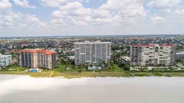 140 Seaview CT # 304S, Marco Island, FL 34145