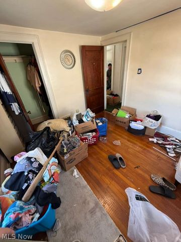 521 E Archwood Avenue, Akron, OH 44301