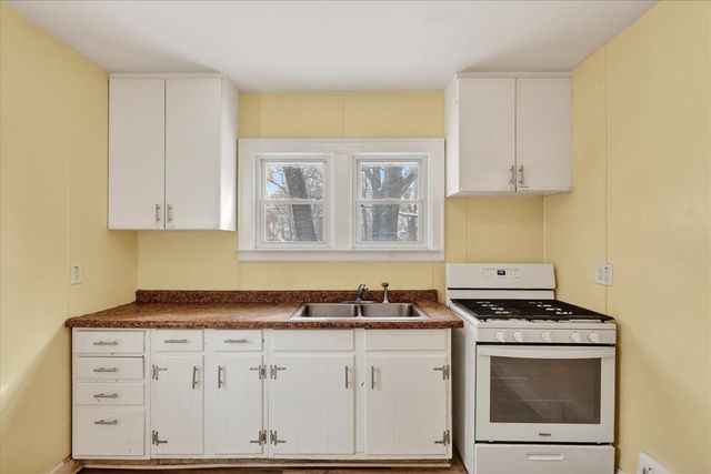 2520 Fifth Street, Muskegon Heights, MI 49444