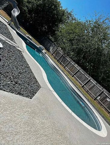 419 N Cedar, Pearsall, TX 78061