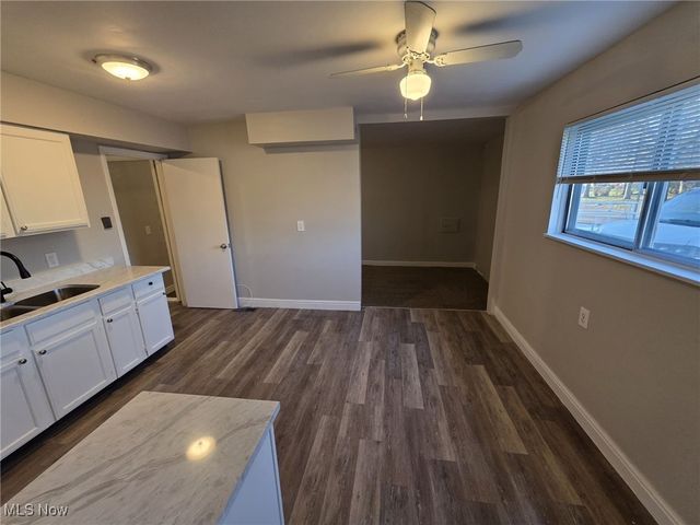 16610 Priebe Avenue, Cleveland, OH 44128