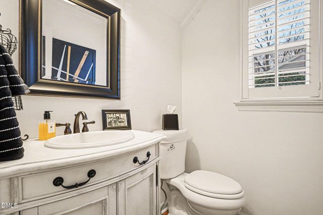4505 Wenchelsea Place, Raleigh, NC 27612