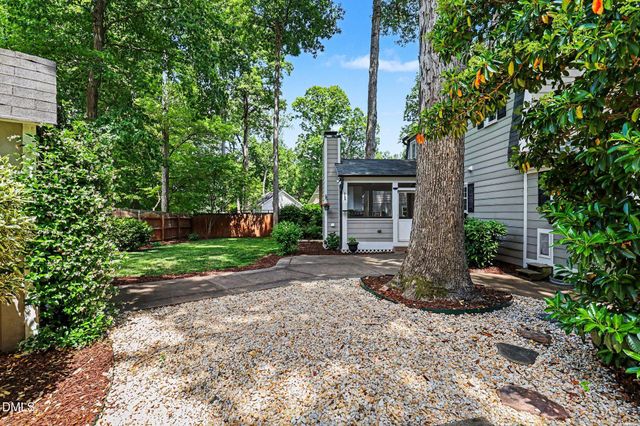 4505 Wenchelsea Place, Raleigh, NC 27612