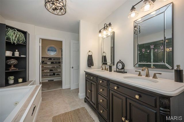 2437 Powders Mill Drive, Wildwood, MO 63005