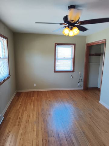 3614 Terrace Hill Drive NE, Cedar Rapids, IA 52402