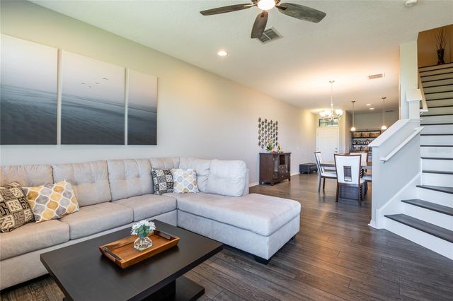 11648 CROWNED SPARROW LANE, Tampa, FL 33626