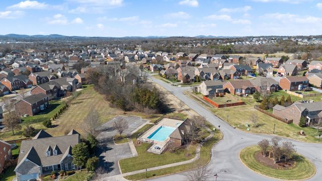 2616 Peabody Ct, Nolensville, TN 37135