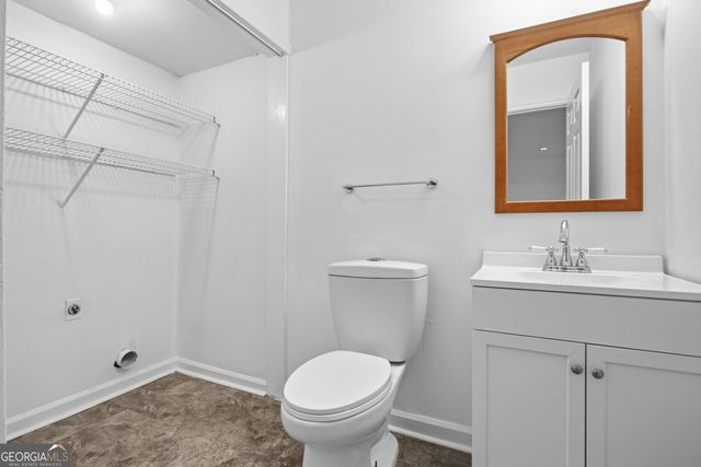 132 Old Ferry Way, Roswell, GA 30076